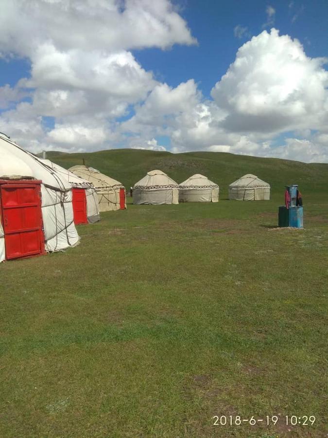 Pamir Nomad Yurt Camp Kara-Kavak Exterior photo