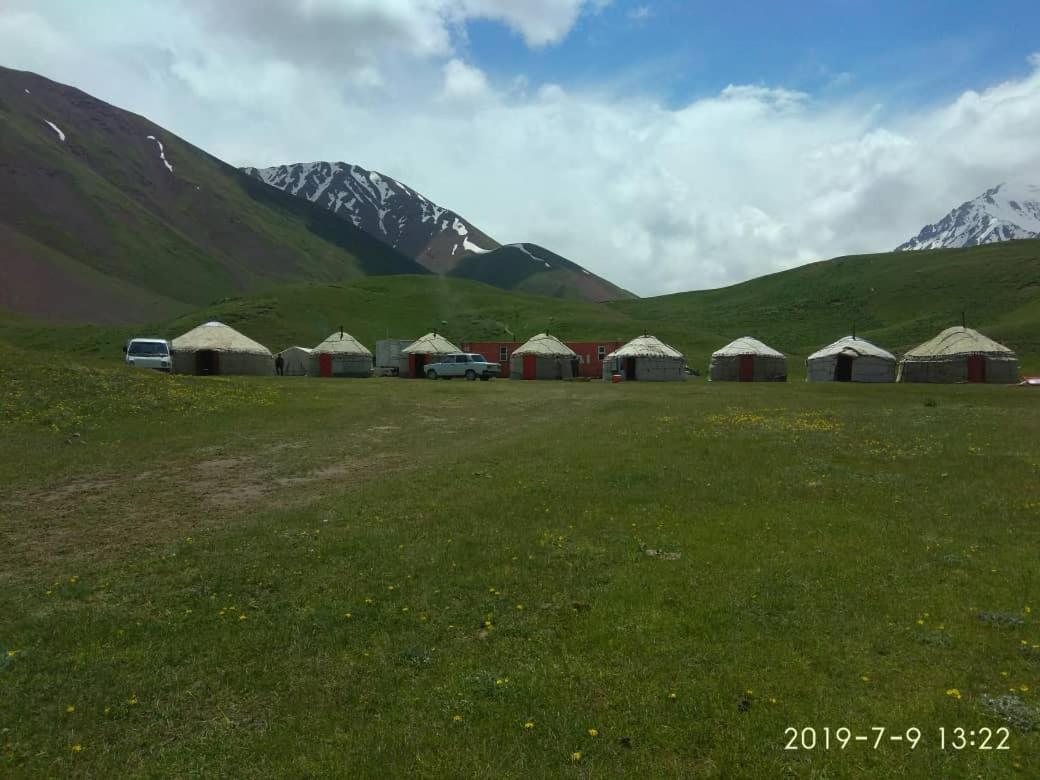 Pamir Nomad Yurt Camp Kara-Kavak Exterior photo